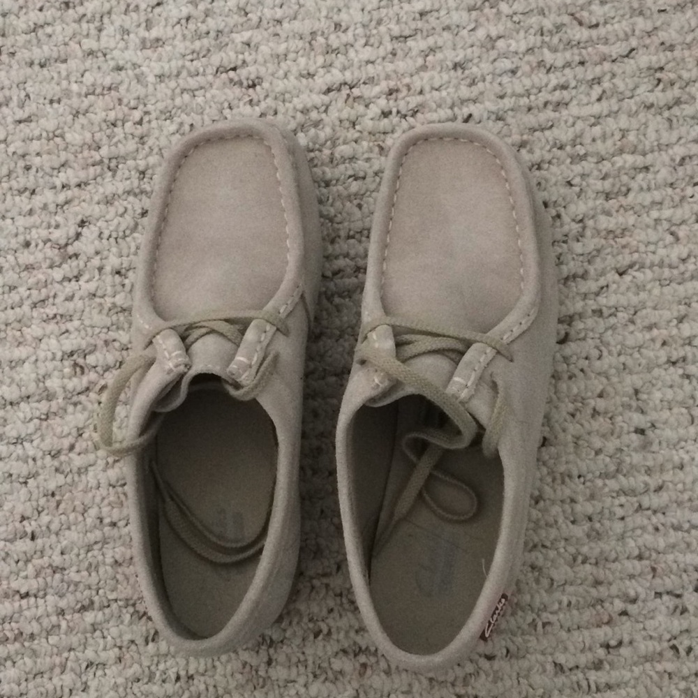 Clark wallabees
